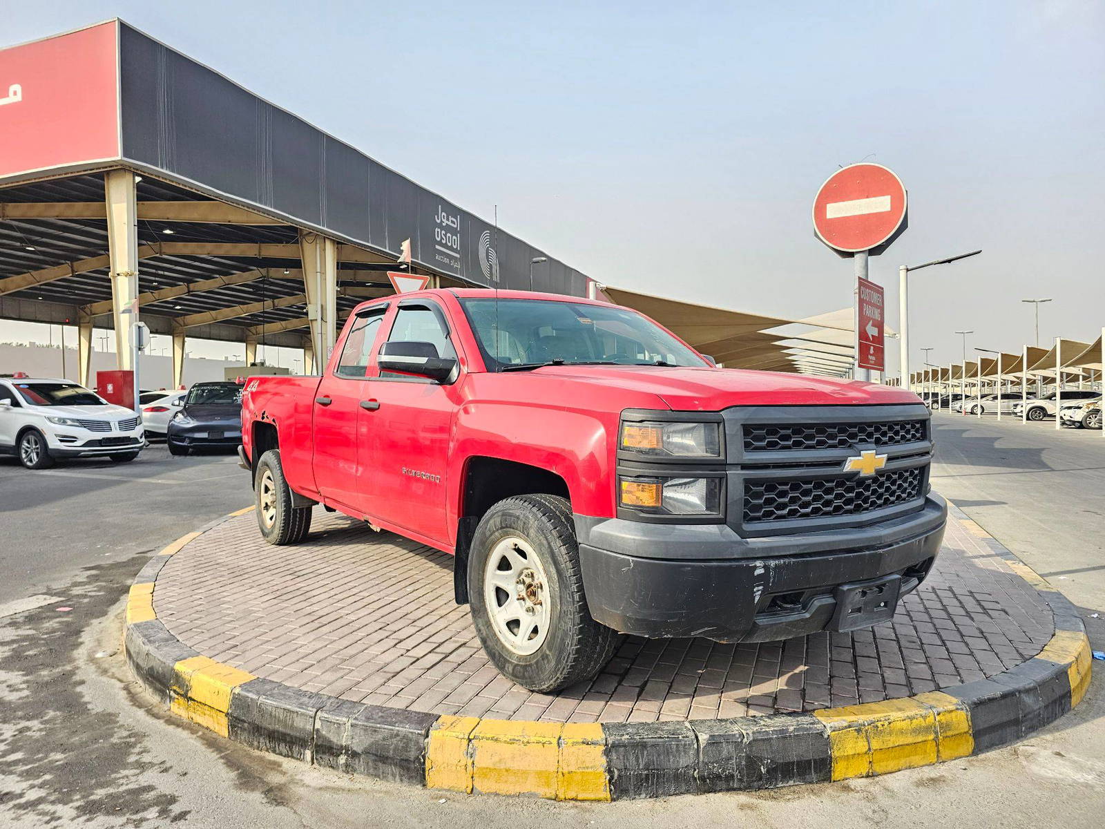 2015 CHEVROLET SILVERADO — 243862 Miles — Lot EH1FZ201725 — Souq - Marhaba Auctions Used Cars - Image 3