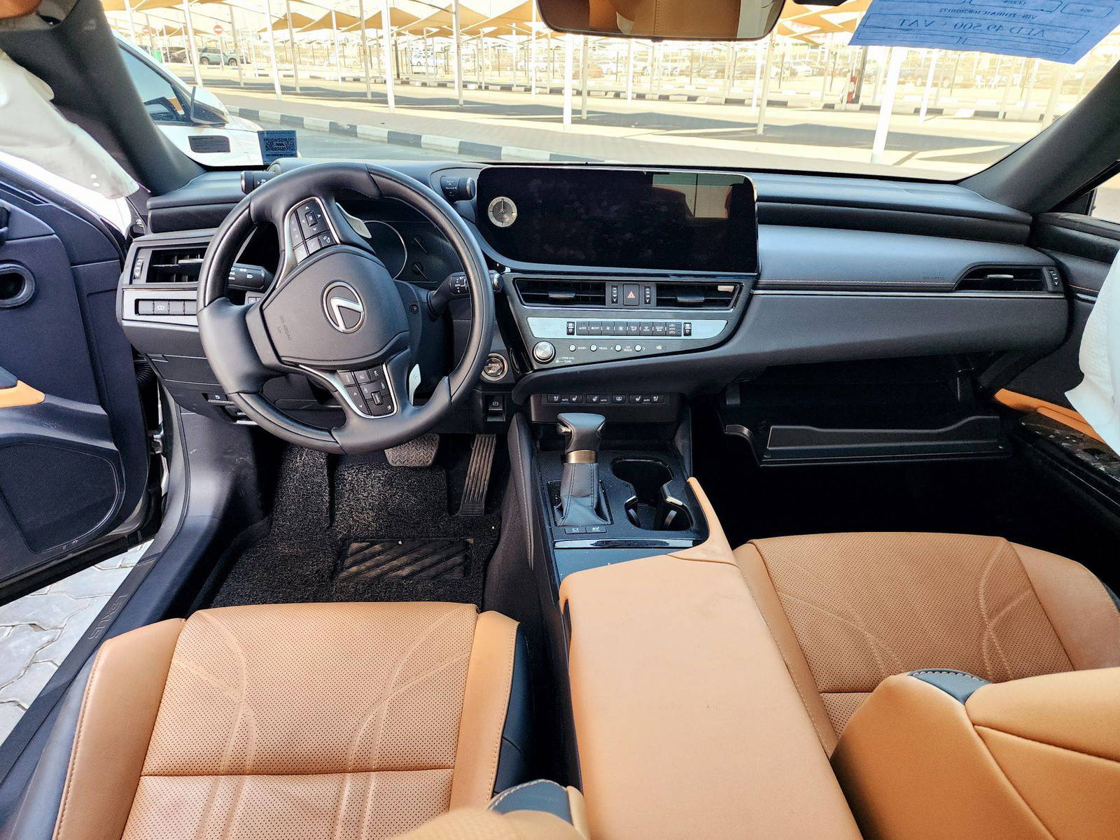 2024 LEXUS ES 300H — 14501 KM — Lot 020172 — Main - Marhaba Auctions Used Cars - Image 7