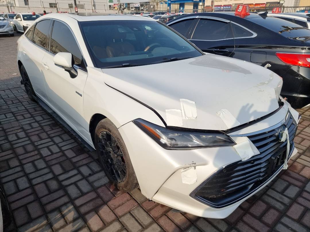 2019 TOYOTA AVALON — 126424 Miles — Lot 215487 — Main - Marhaba Auctions Used Cars - Image 4
