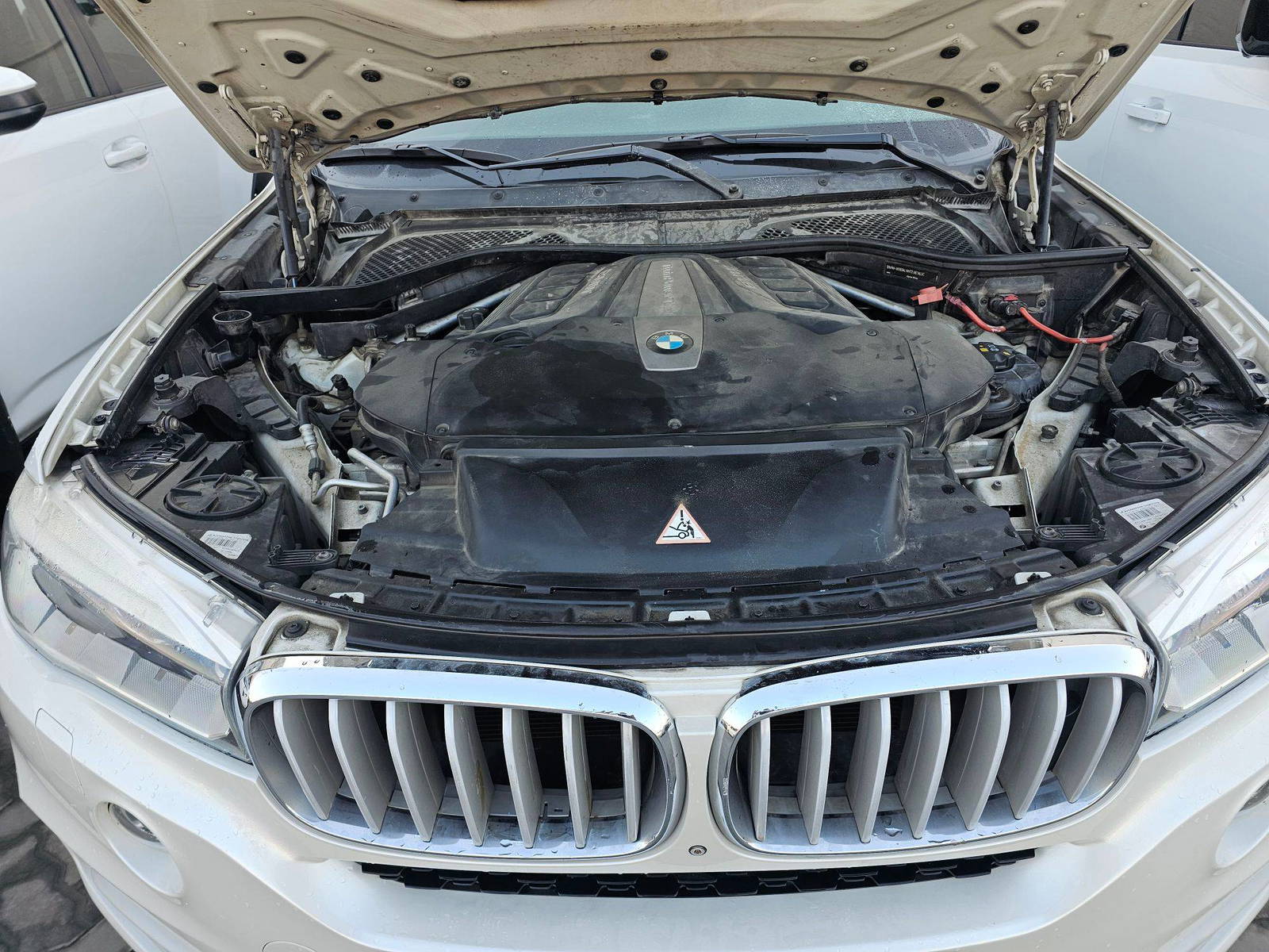 2014 BMW X 5 — 123684 KM — Lot E0C08228 — Souq - Marhaba Auctions Used Cars - Image 12
