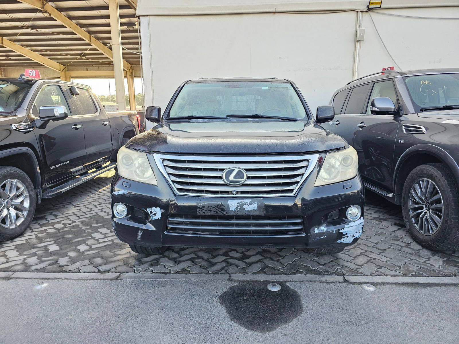 2011 LEXUS LX 570 — 240318 Miles — Lot B4081312 — Souq - Marhaba Auctions Used Cars - Image 3