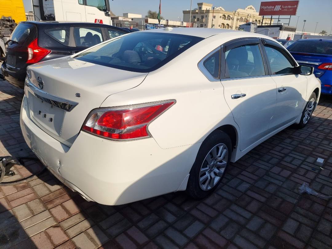 2015 NISSAN ALTIMA — 189061 Miles — Lot 40455603 — Ind. 12 - Marhaba Auctions Used Cars - Image 5