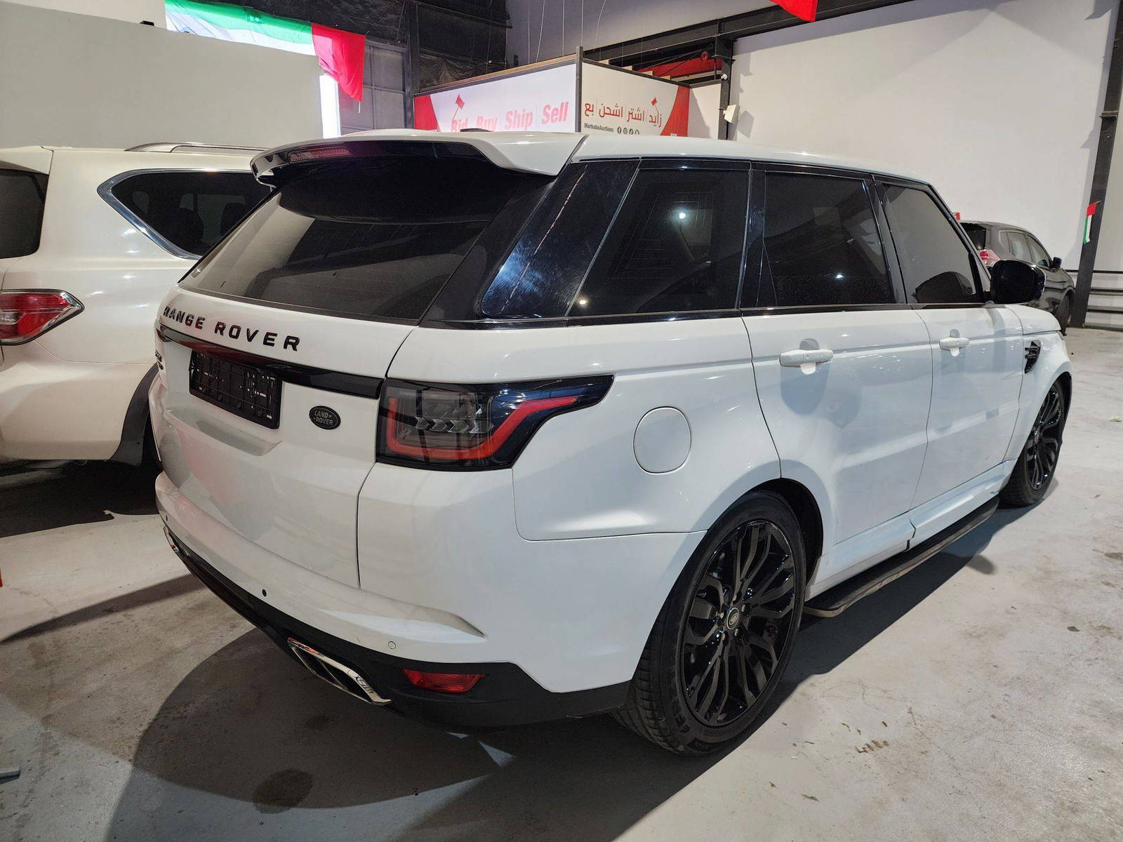 2016 RANGE ROVER SPORT — 161967 KM — Lot 53346 — Al Quoz - Marhaba Auctions Used Cars - Image 5