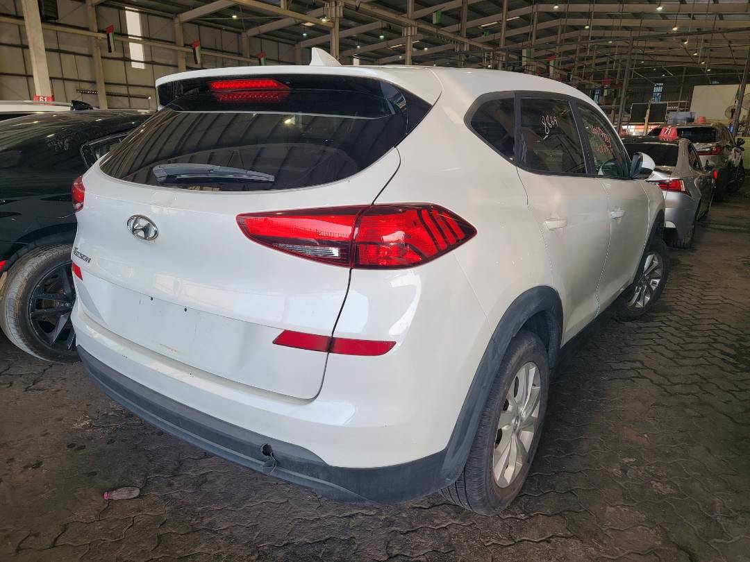 2019 HYUNDAI TUCSON — 90507 Miles — Lot 40629501 — Souq - Marhaba Auctions Used Cars - Image 6
