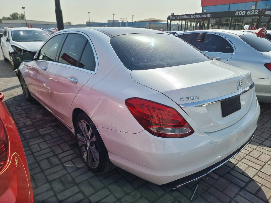 2015 MERCEDES BENZ C300 — 135682 Miles — Lot 526654985 — Main - Marhaba Auctions Used Cars - Image 4
