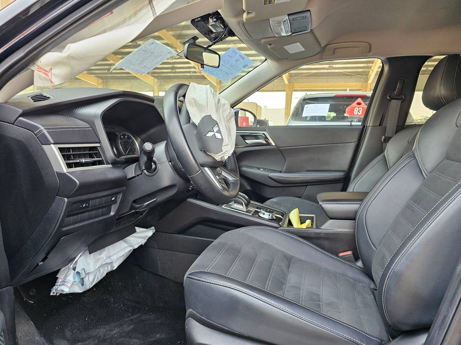 2024 MITSUBISHI OUTLANDER — 32522 Miles — Lot Z011500 — Souq - Marhaba Auctions Used Cars - Image 8