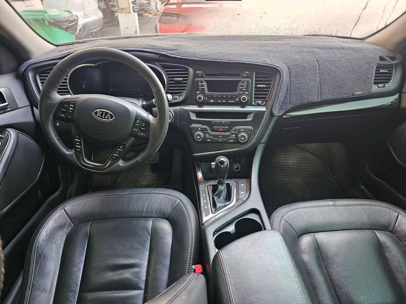 2011 KIA K5 — 81474 KM — Lot CA237720 — Souq - Marhaba Auctions Used Cars - Image 7