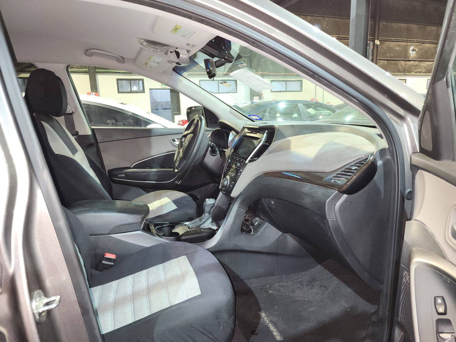 2018 HYUNDAI SANTA FE SPORT — 135367 Miles — Lot 79108054 — Main - Marhaba Auctions Used Cars - Image 9