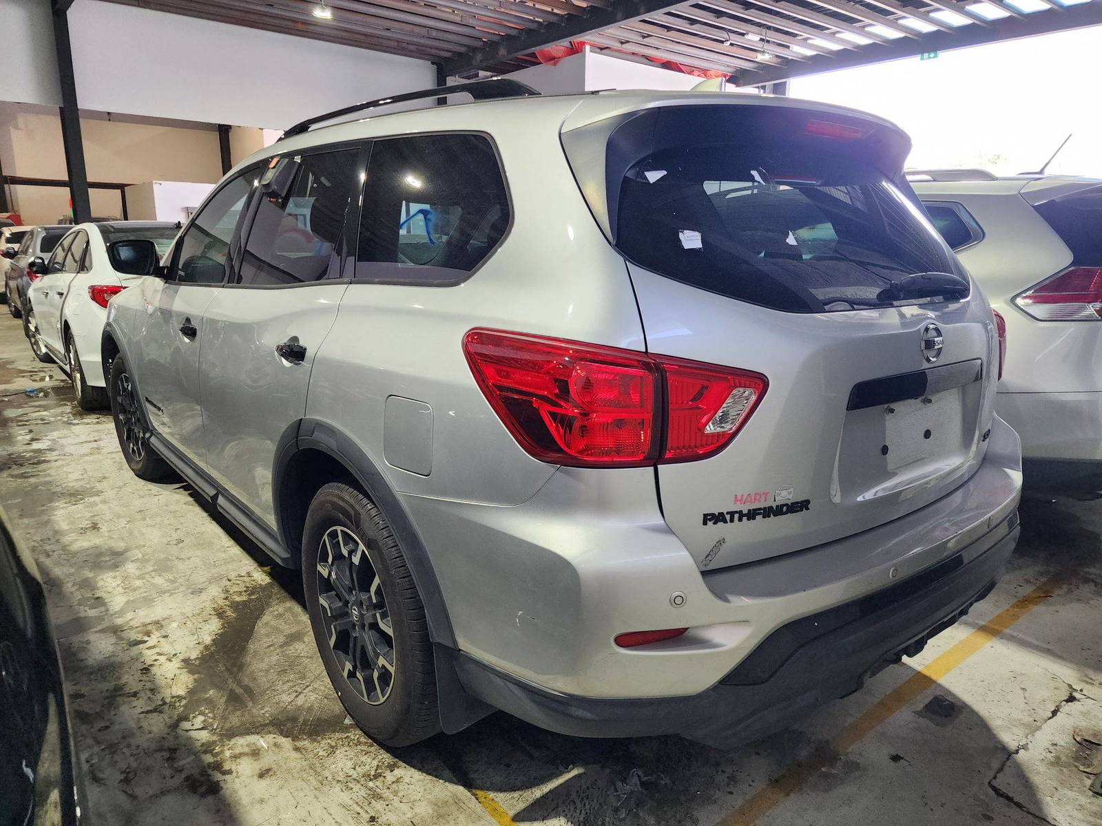 2019 NISSAN PATHFINDER — 128381 Miles — Lot 7KC623458 — Main - Marhaba Auctions Used Cars - Image 3