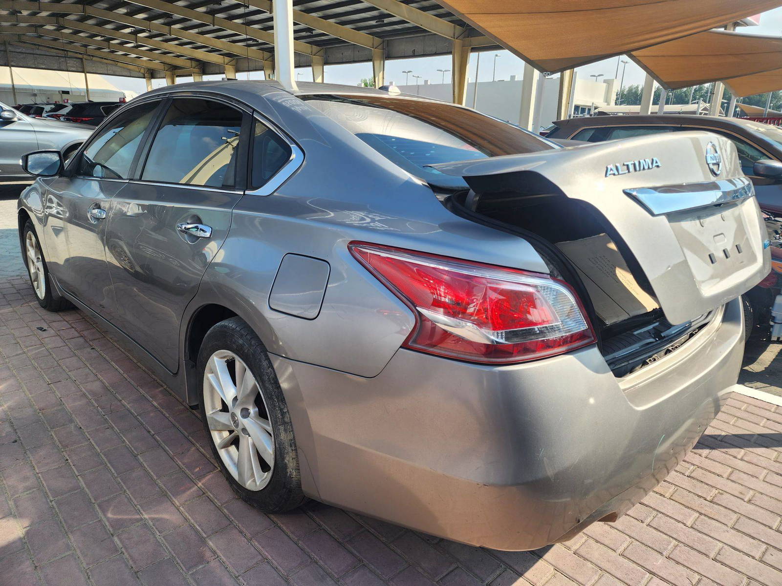2013 NISSAN ALTIMA — 210776 Miles — Lot 62449183 - Marhaba Auctions Used Cars - Image 11