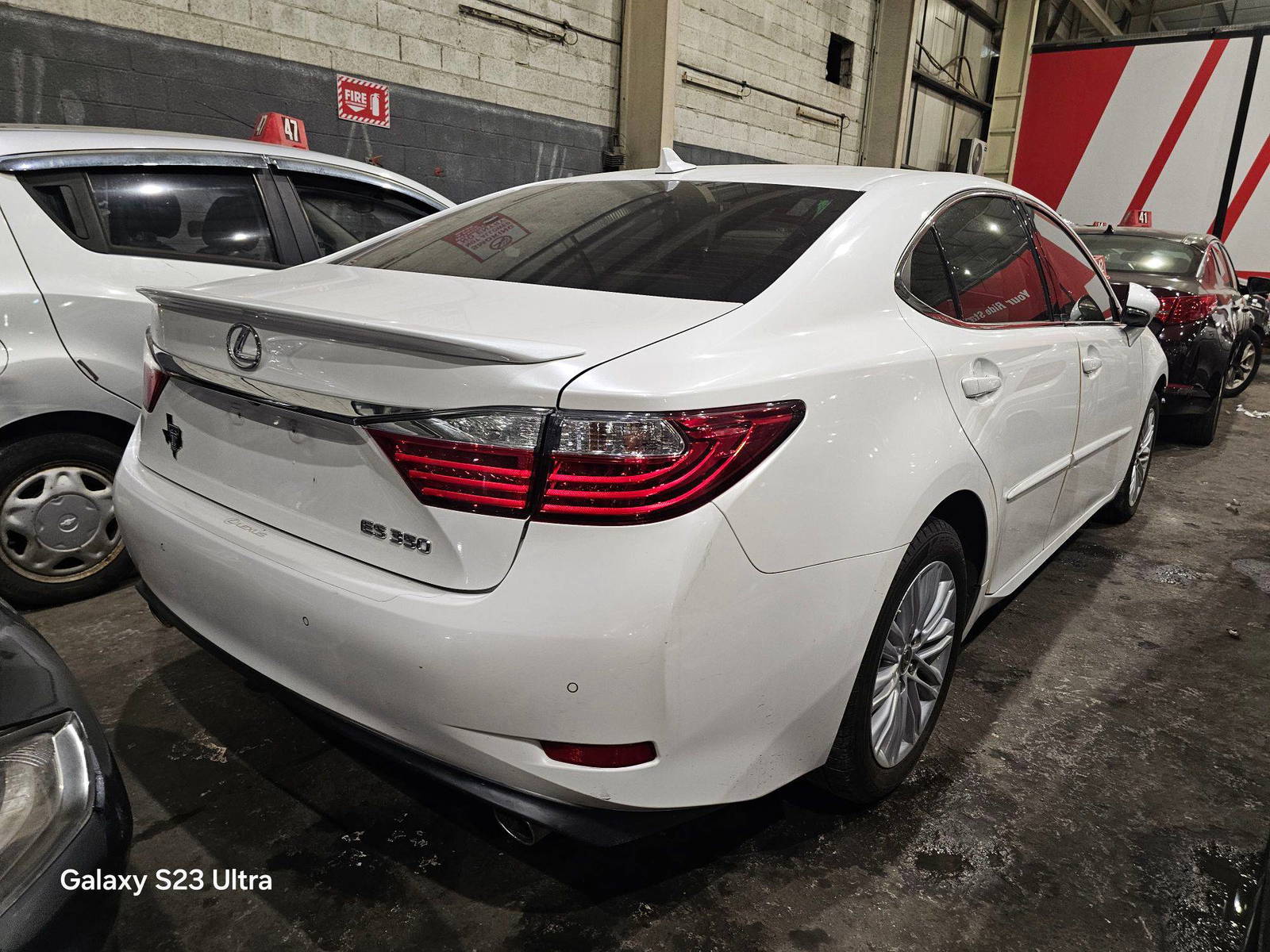 2013 LEXUS ES 350 — 98207 Miles — Lot 85293945 — Main - Marhaba Auctions Used Cars - Image 3