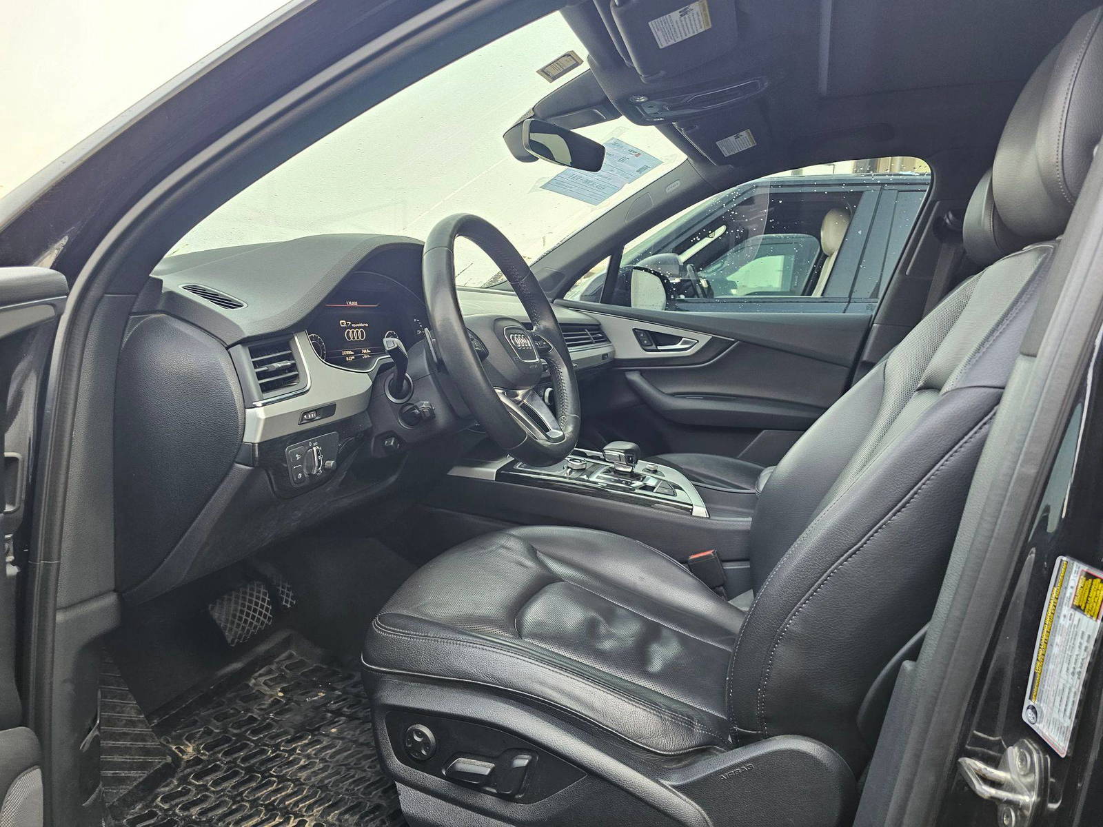 2018 AUDI Q7 PREMIUM PLUS — 317898 KM — Lot 9JD004813 — Souq - Marhaba Auctions Used Cars - Image 9