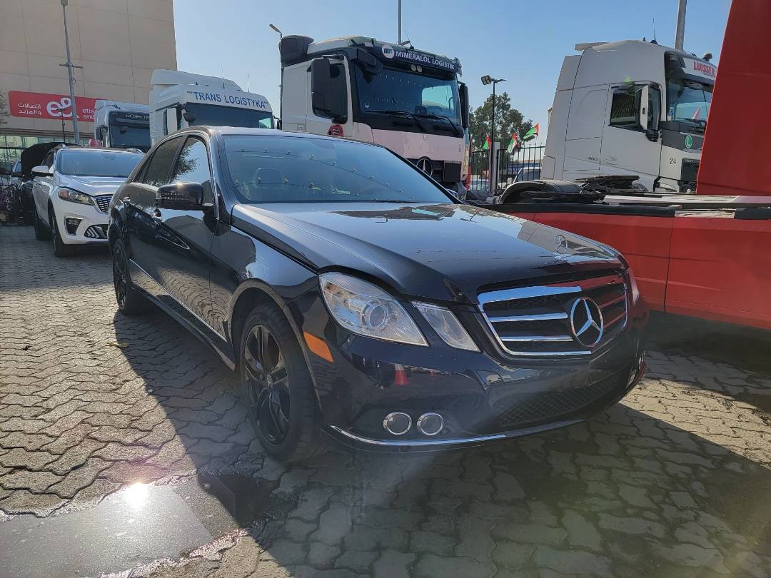 2010 MERCEDES BENZ E 350 — 162675 Miles — Lot AA213701 — Main - Marhaba Auctions Used Cars - Image 4