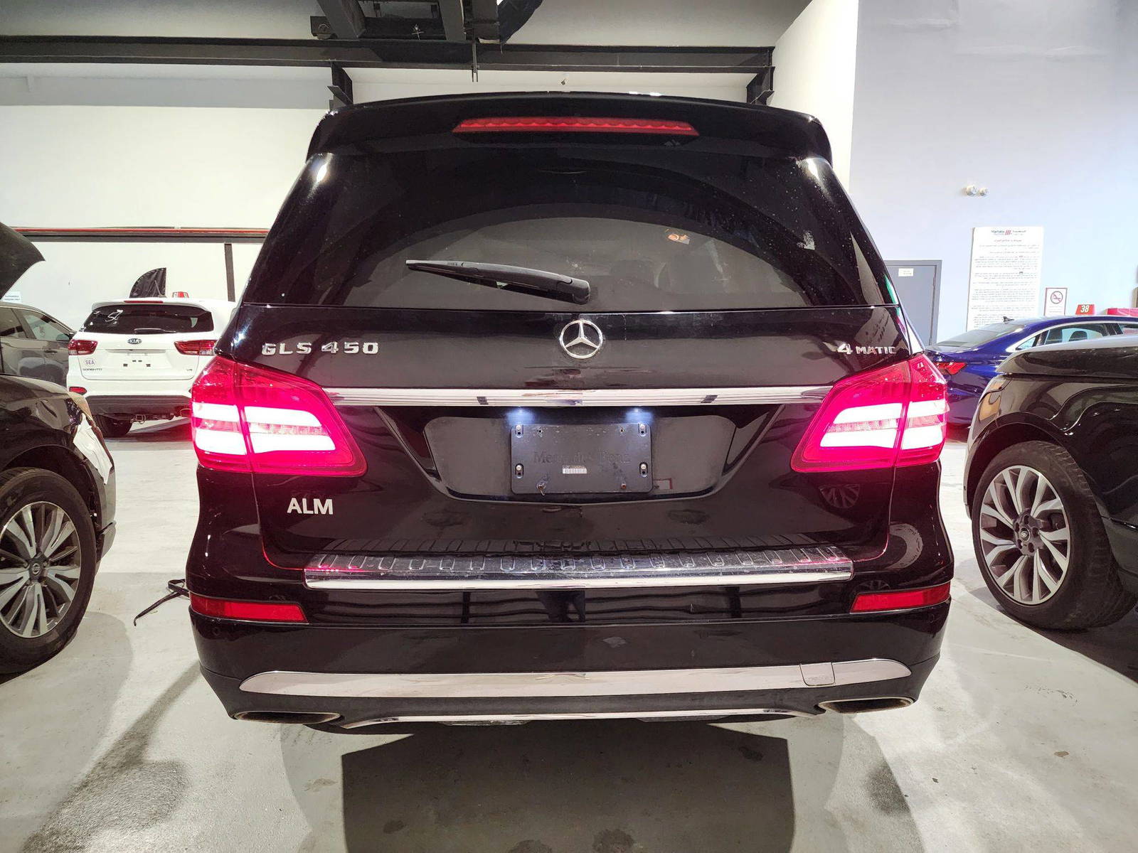 2017 MERCEDES BENZ GLS 450 — 102262 Miles — Lot 125487 — Main - Marhaba Auctions Used Cars - Image 8