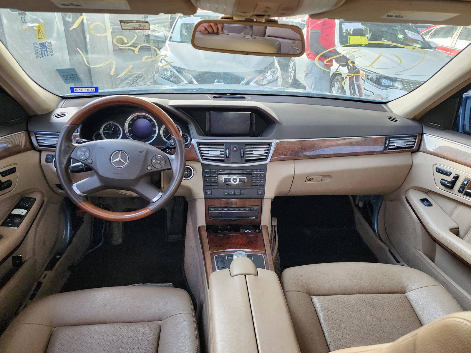 2011 MERCEDES BENZ E 350 — 182601 Miles — Lot 507255 — Souq - Marhaba Auctions Used Cars - Image 7