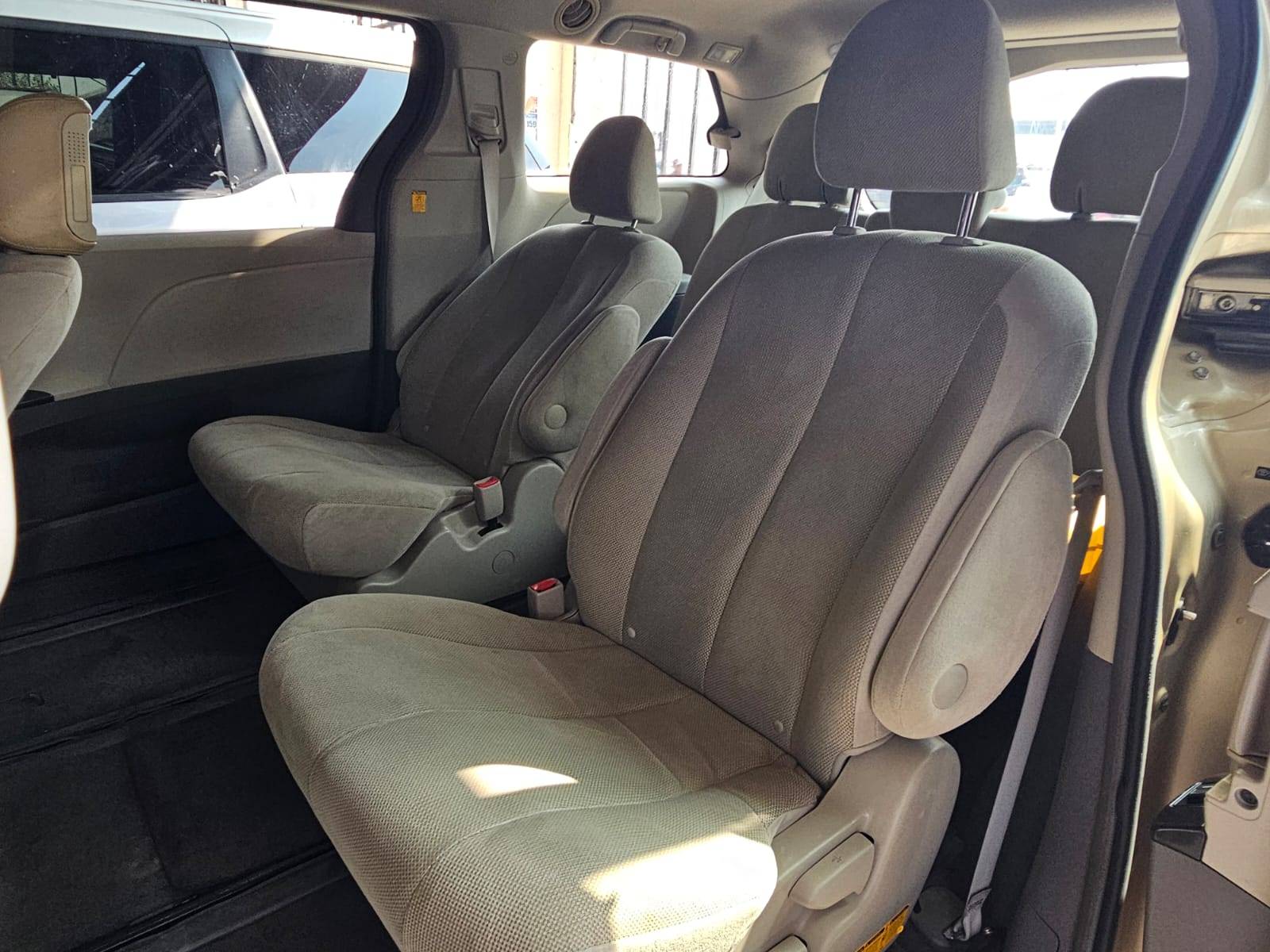 2011 TOYOTA SIENNA — 238928 Miles — Lot C7BS048828 — Main - Marhaba Auctions Used Cars - Image 10