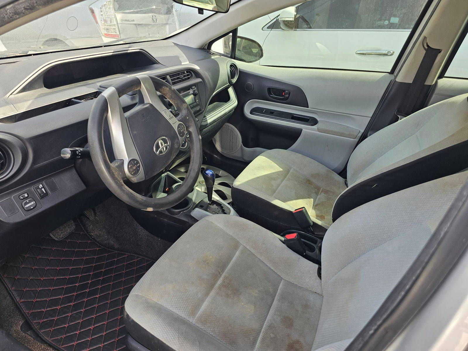 2014 TOYOTA PRIUS — 175178 Miles — Lot 561047 — Main - Marhaba Auctions Used Cars - Image 8
