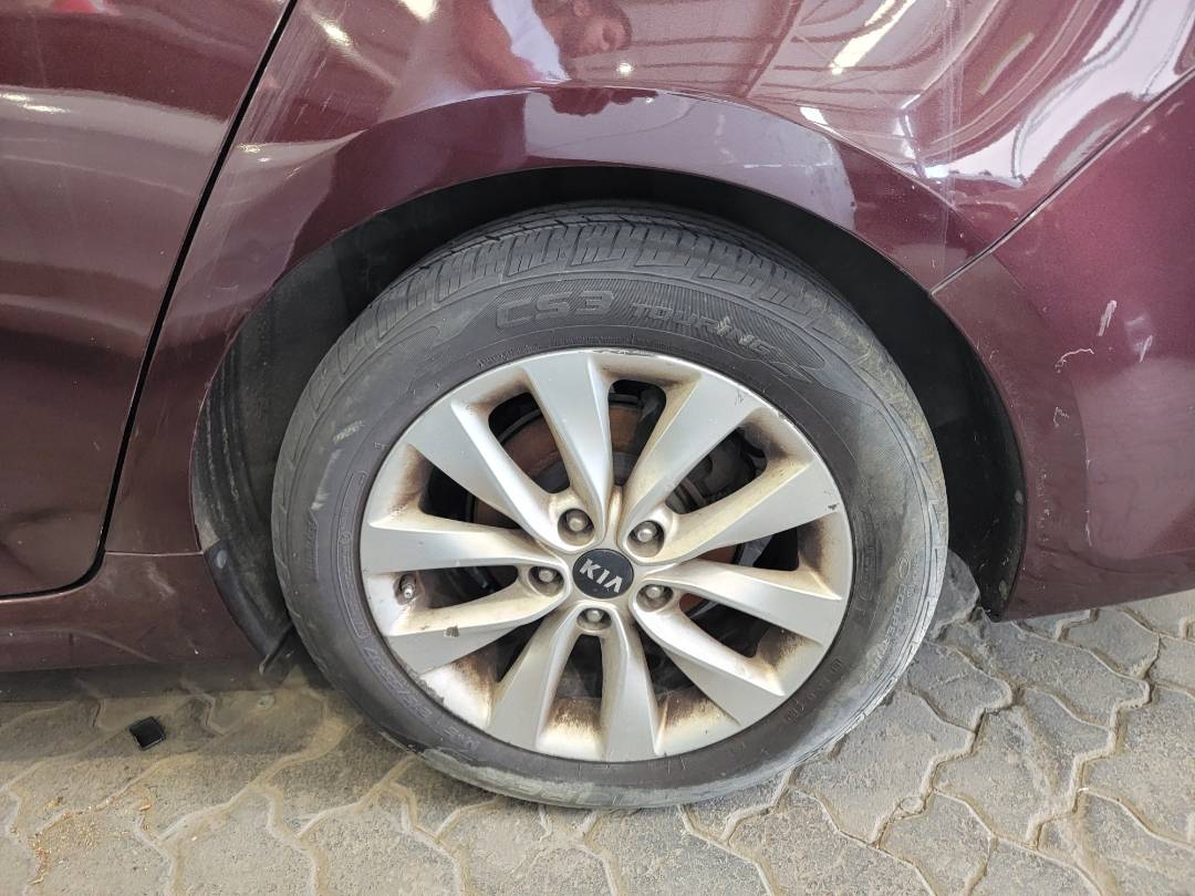 2018 KIA OPTIMA — 104609 Miles — Lot G271522 — Main - Marhaba Auctions Used Cars - Image 9