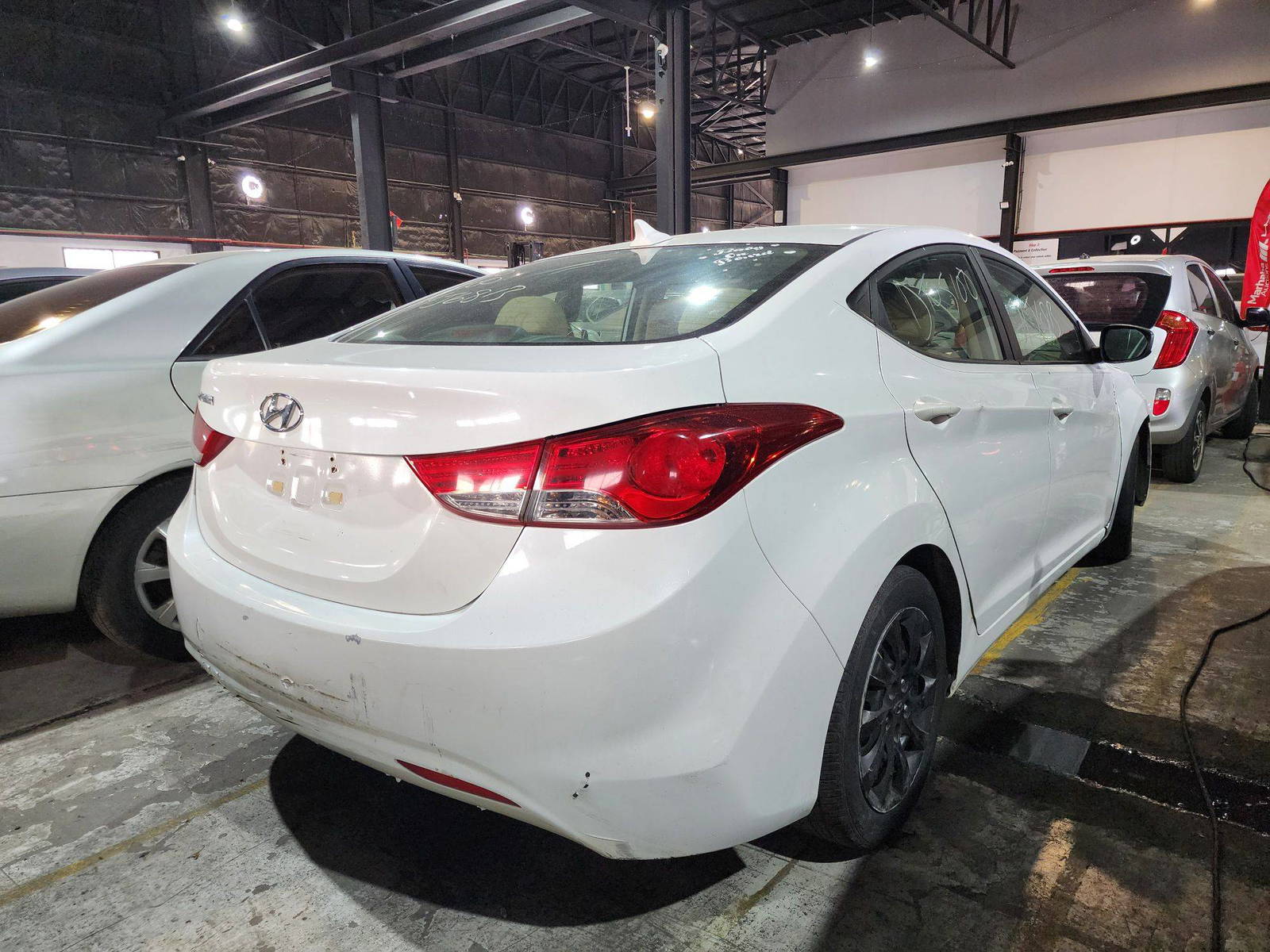 2011 HYUNDAI ELANTRA — 175143 Miles — Lot 40329957 — Al Quoz - Marhaba Auctions Used Cars - Image 3