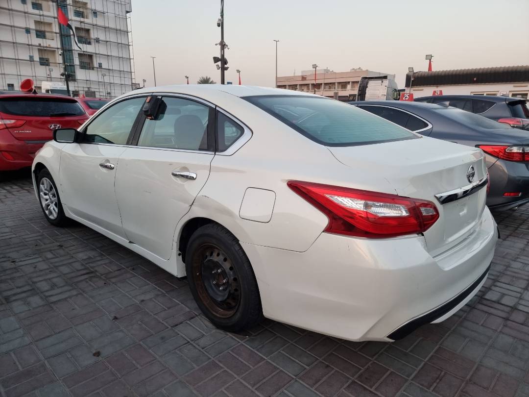 2016 NISSAN ALTIMA — 117033 Miles — Lot 49755674 — Ind. 12 - Marhaba Auctions Used Cars - Image 4