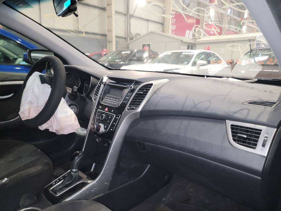 2013 HYUNDAI ELANTRA — 172507 Miles — Lot 38628532 - Marhaba Auctions Used Cars - Image 4