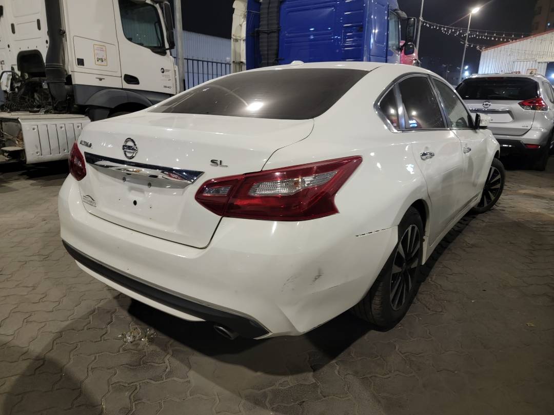 2018 NISSAN ALTIMA — 134426 Miles — Lot 8JC165423 — Main - Marhaba Auctions Used Cars - Image 3