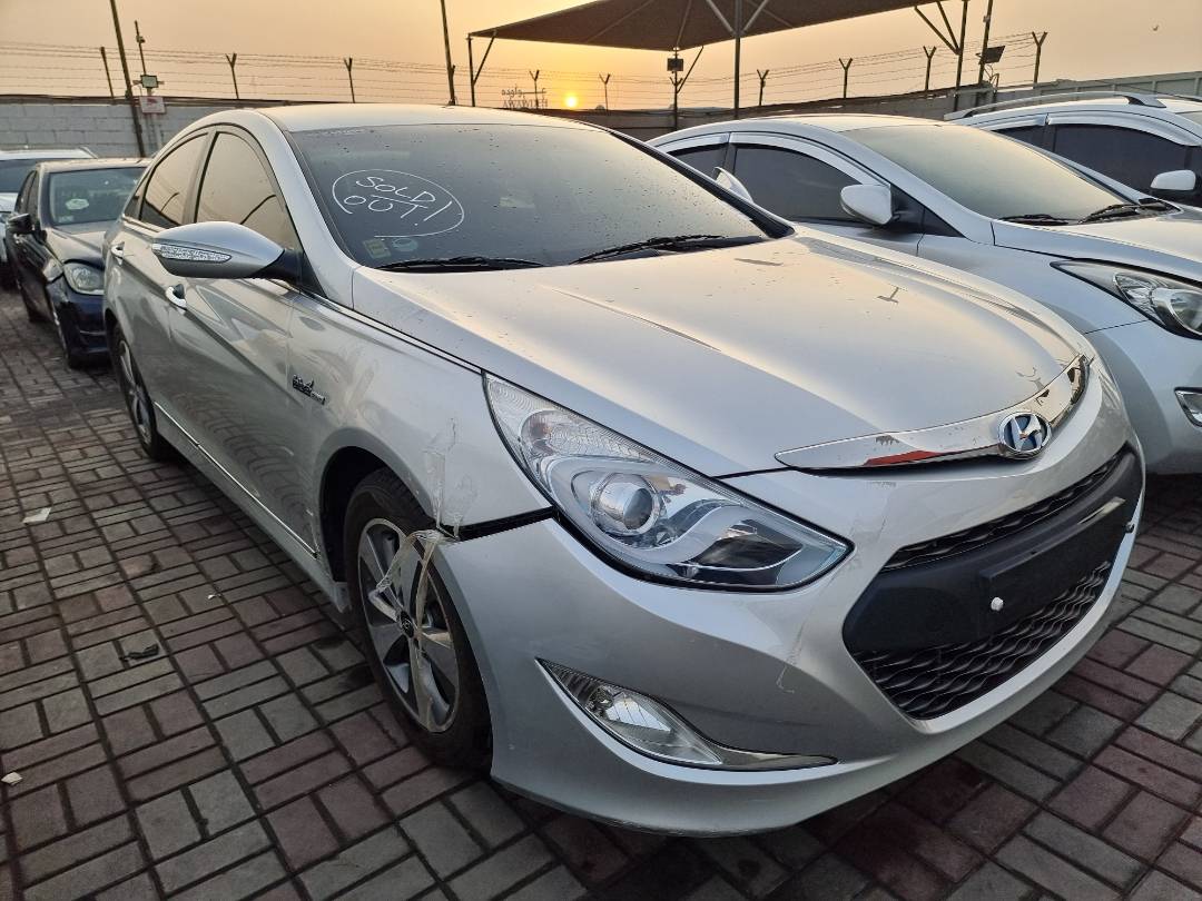 HYUNDAI SONATA 2012 - Marhaba Auction Used Cars - Image 3