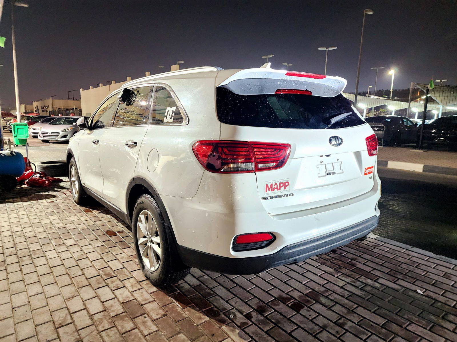 2019 KIA SORENTO — 193901 KM — Lot 12115630 — Souq - Marhaba Auctions Used Cars - Image 5