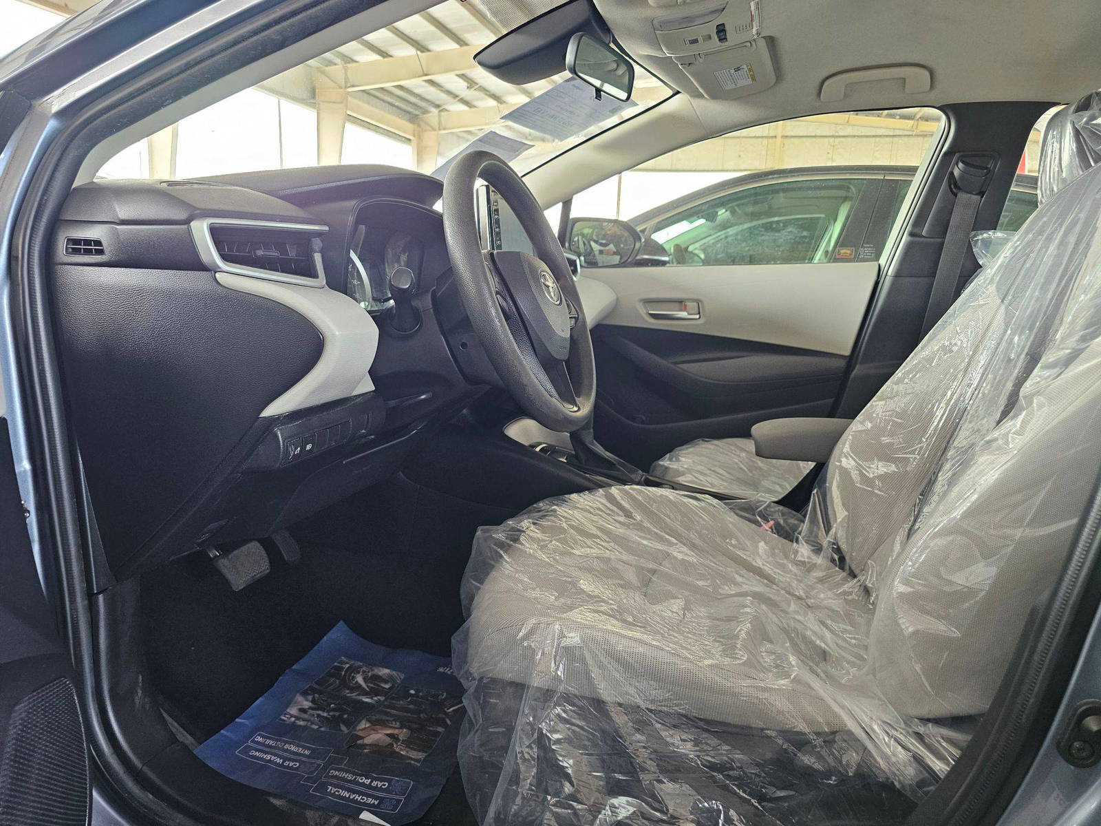 2020 TOYOTA COROLLA — 122880 KM — Lot LJ062536 — Souq - Marhaba Auctions Used Cars - Image 8