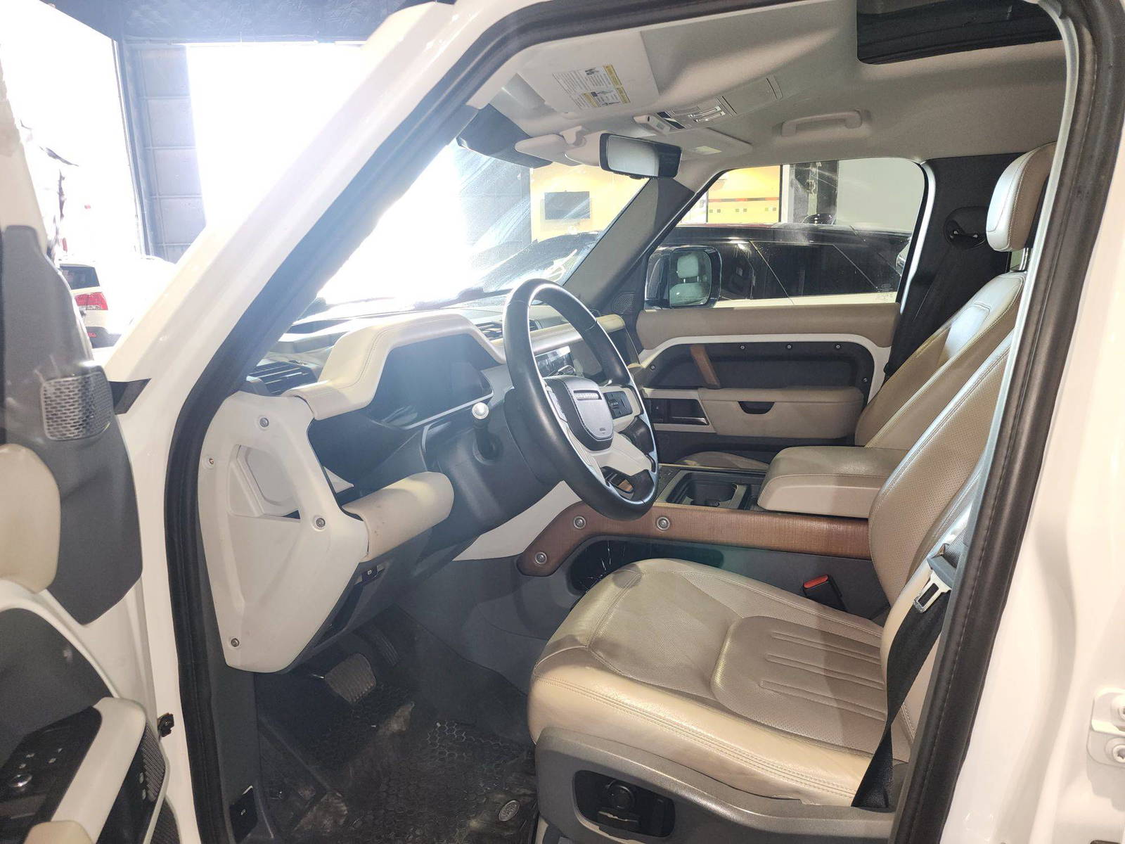 LAND ROVER DEFENDER 110 HSE 2020 - Marhaba Auction Used Cars - Image 10