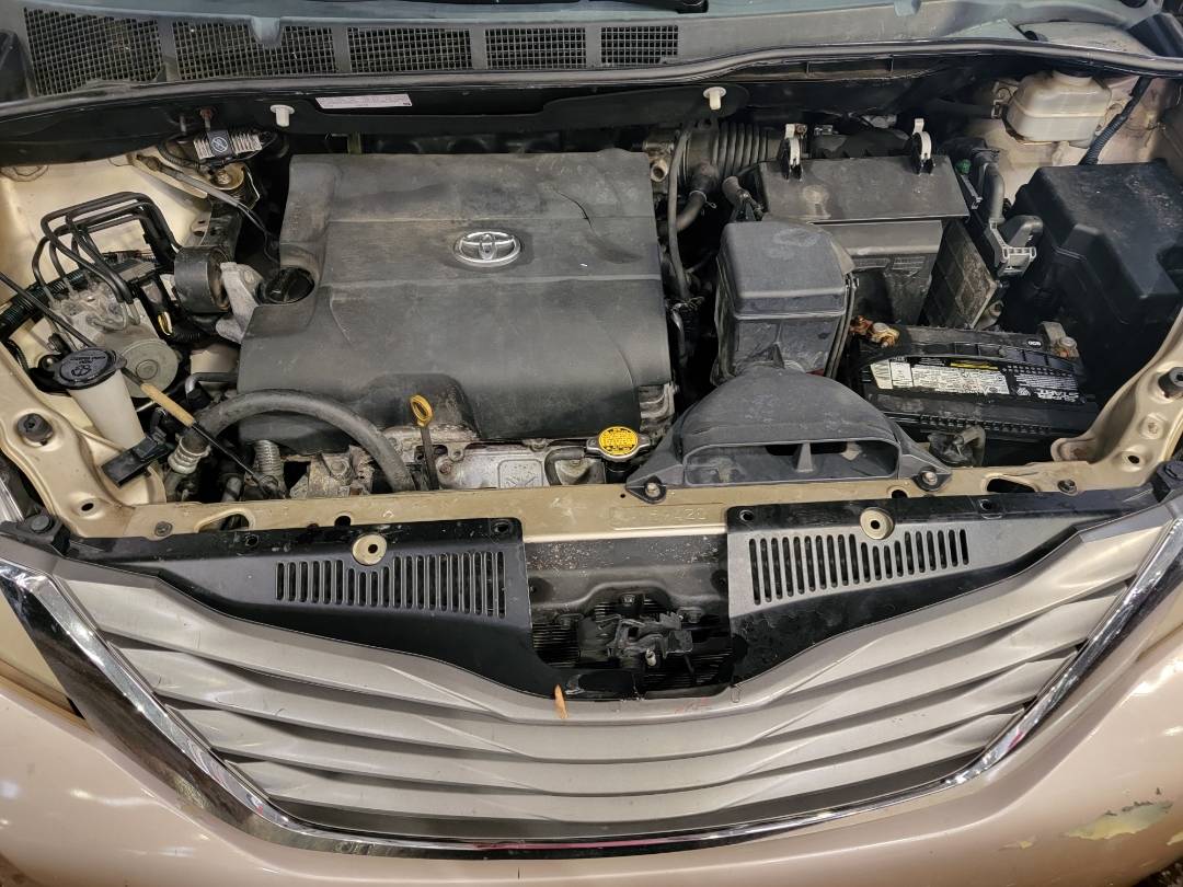 2011 TOYOTA SIENNA — 205767 Miles — Lot 37704394 - Marhaba Auctions Used Cars - Image 9
