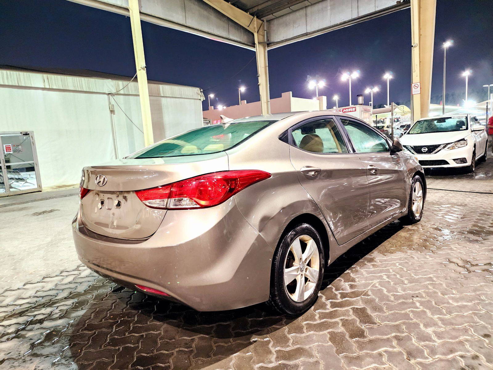 2013 HYUNDAI ELANTRA — 195659 Miles — Lot XDH372689 — Souq - Marhaba Auctions Used Cars - Image 3