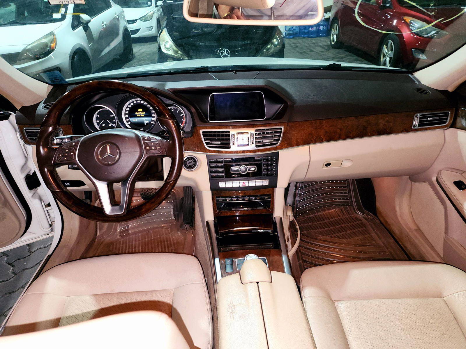 2014 MERCEDES BENZ E 350 — 191914 Miles — Lot 63921314 — Souq - Marhaba Auctions Used Cars - Image 7
