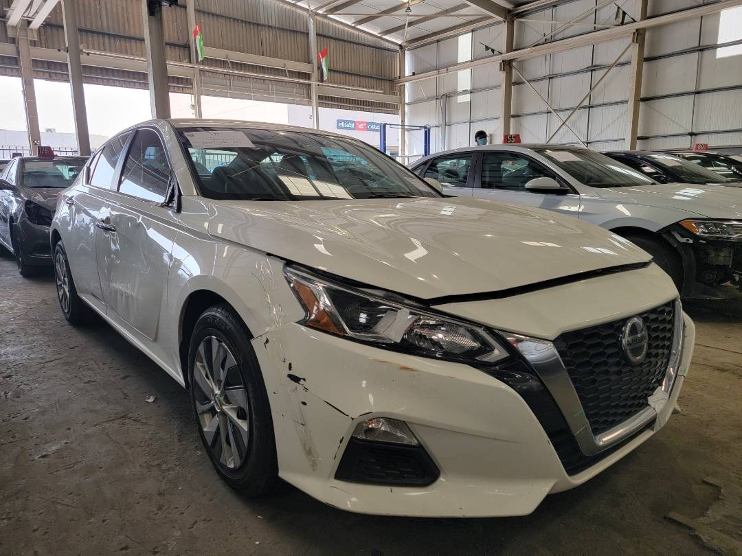 2019 NISSAN ALTIMA — 189538 Miles — Lot 38548138 — Main - Marhaba Auctions Used Cars - Image 4
