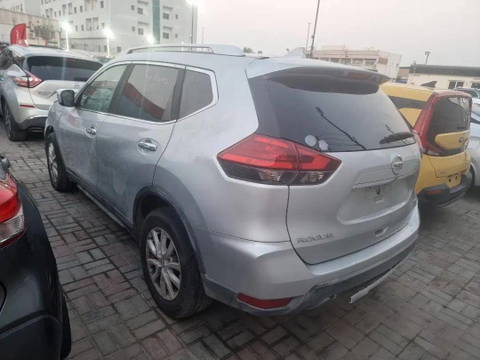 NISSAN ROGUE