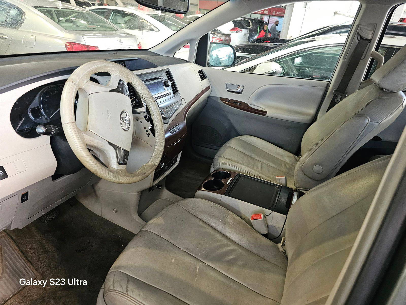 2012 TOYOTA SIENNA — 182499 Miles — Lot S046151 — Main - Marhaba Auctions Used Cars - Image 8