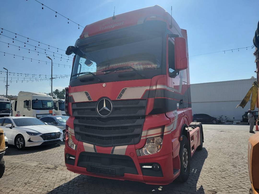 2014 MERCEDES BENZ ACTROS 1843 — 1023609 KM — Lot 925044 — Main - Marhaba Auctions Used Cars - Image 4