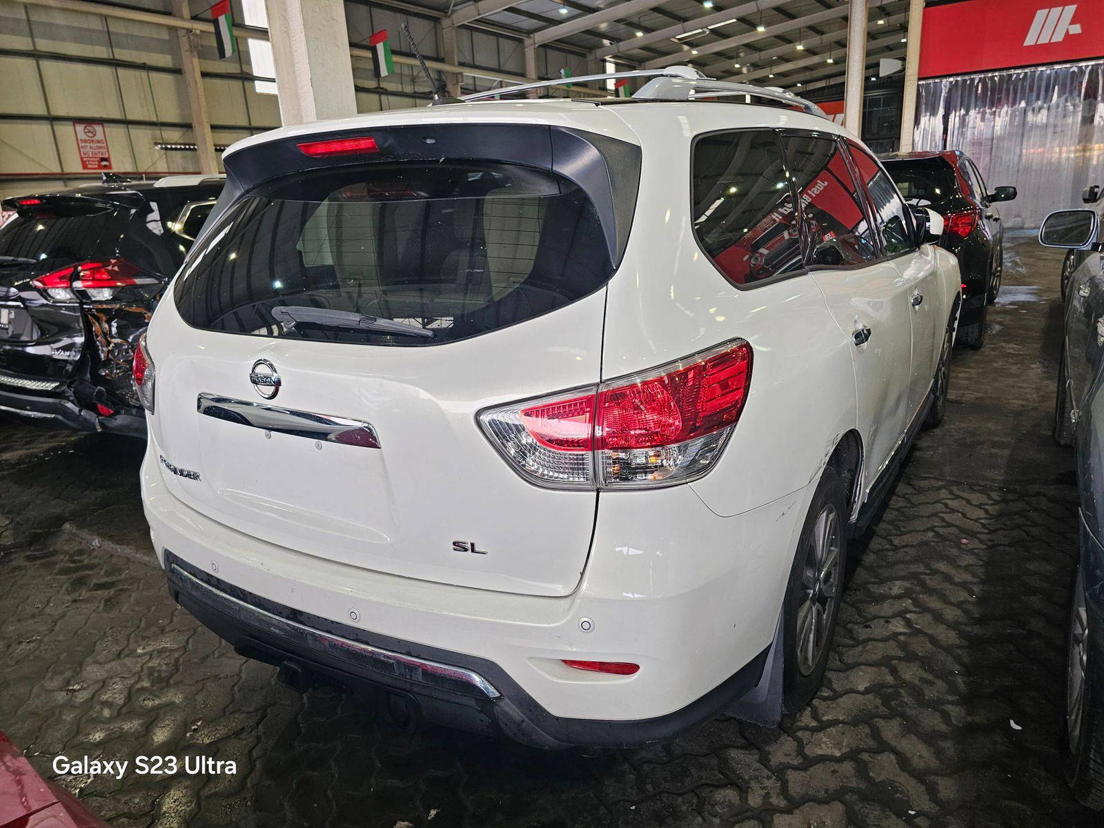 2014 NISSAN PATHFINDER — 180654 Miles — Lot 0EC709864 — Ind. 12 - Marhaba Auctions Used Cars - Image 5