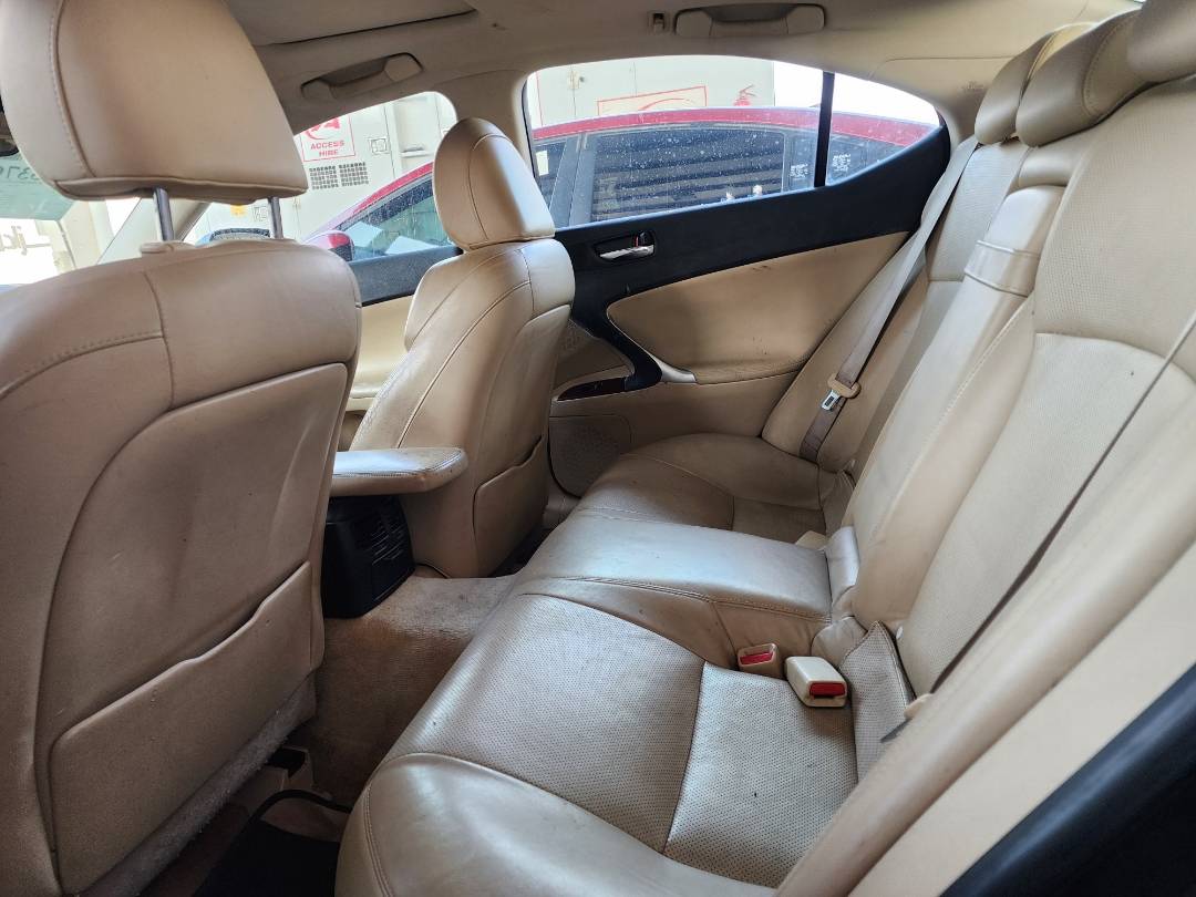 2007 LEXUS IS 250 — 204291 Miles — Lot 38553764 — Souq - Marhaba Auctions Used Cars - Image 7