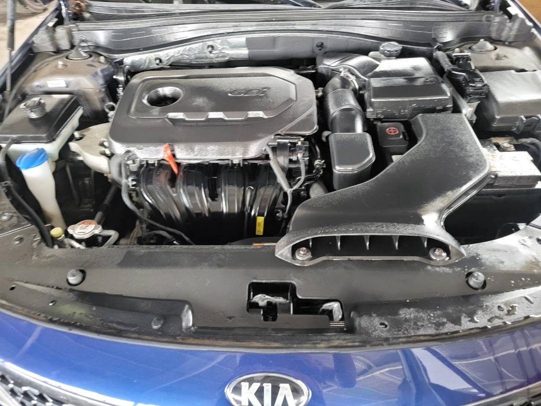 2016 KIA OPTIMA — 103325 KM — Lot 52429355 — Main - Marhaba Auctions Used Cars - Image 10