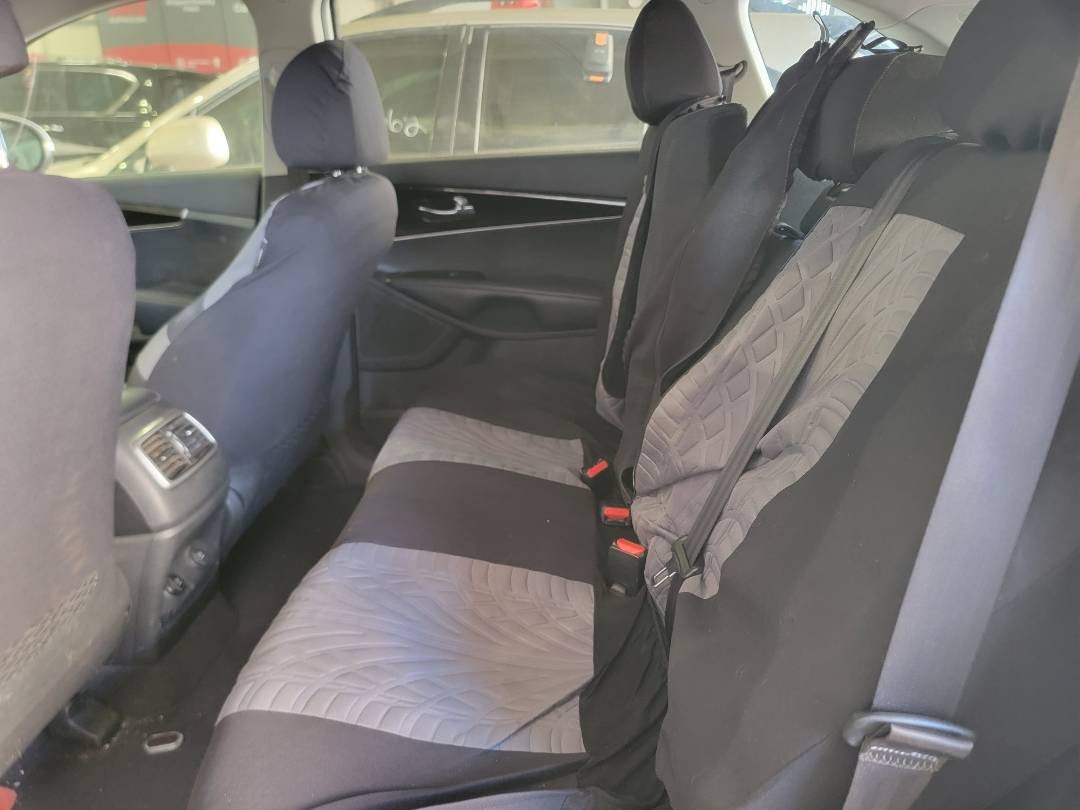 2020 KIA SORENTO — 121180 Miles — Lot 40379466 — Main - Marhaba Auctions Used Cars - Image 6
