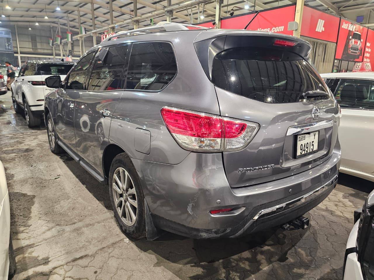 2016 NISSAN PATHFINDER — 80287 Miles — Lot C659318 — Main - Marhaba Auctions Used Cars - Image 4