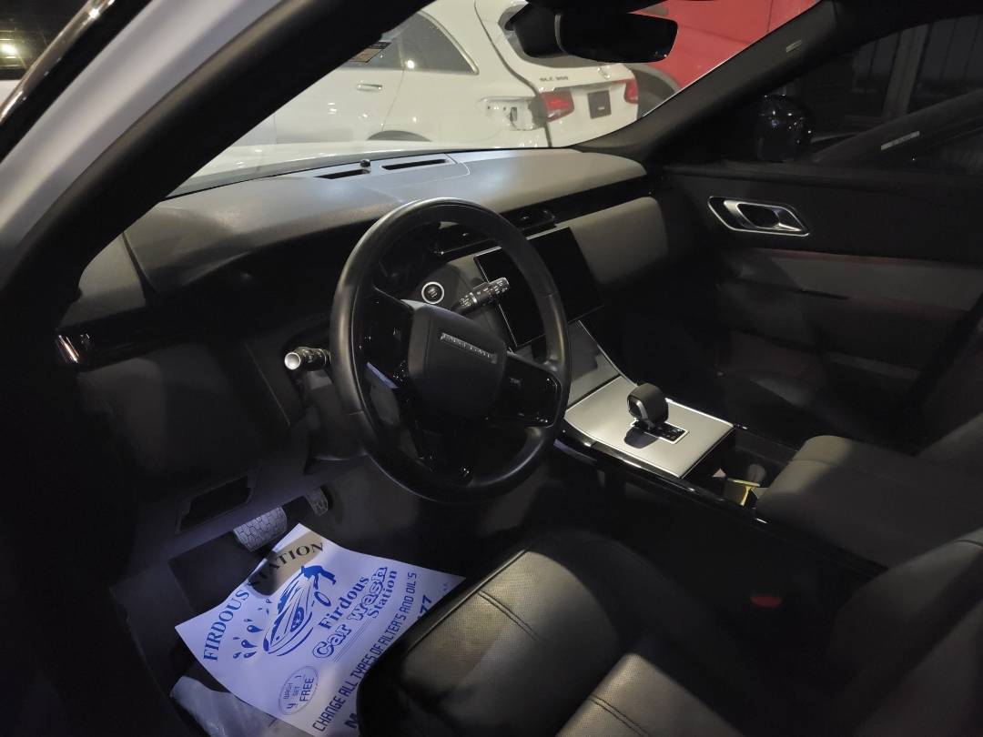 2025 LAND ROVER RANGE ROVER VELAR — 14870 KM — Lot A392513 — Main - Marhaba Auctions Used Cars - Image 9