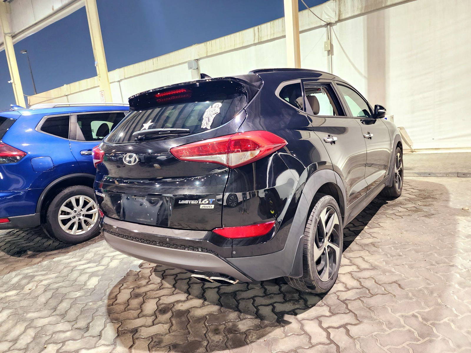 2016 HYUNDAI TUCSON — 119640 Miles — Lot 1172964 — Souq - Marhaba Auctions Used Cars - Image 3