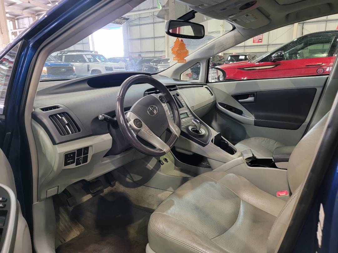 2010 TOYOTA PRIUS — 319503 KM — Lot 80059984 — Main - Marhaba Auctions Used Cars - Image 6