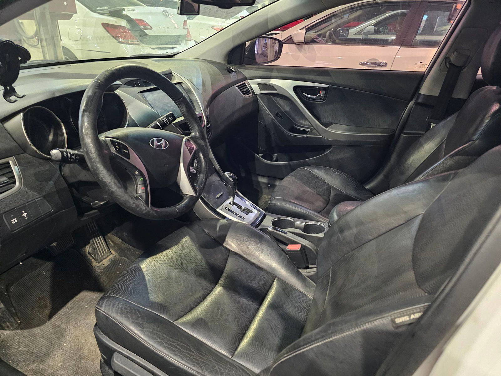 2012 HYUNDAI AVANTE — 126624 KM — Lot 530459 — Main - Marhaba Auctions Used Cars - Image 8