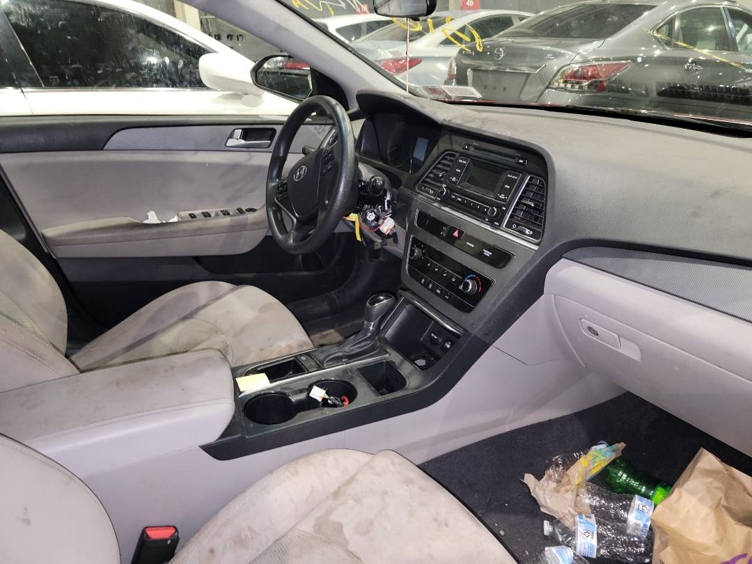 2015 HYUNDAI SONATA — 187152 Miles — Lot 37597104 - Marhaba Auctions Used Cars - Image 5