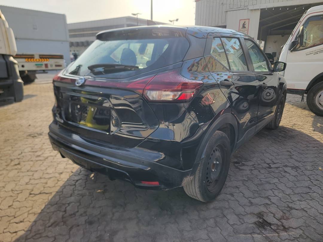 2021 NISSAN KICKS — 84951 Miles — Lot 77165534 — Main - Marhaba Auctions Used Cars - Image 4
