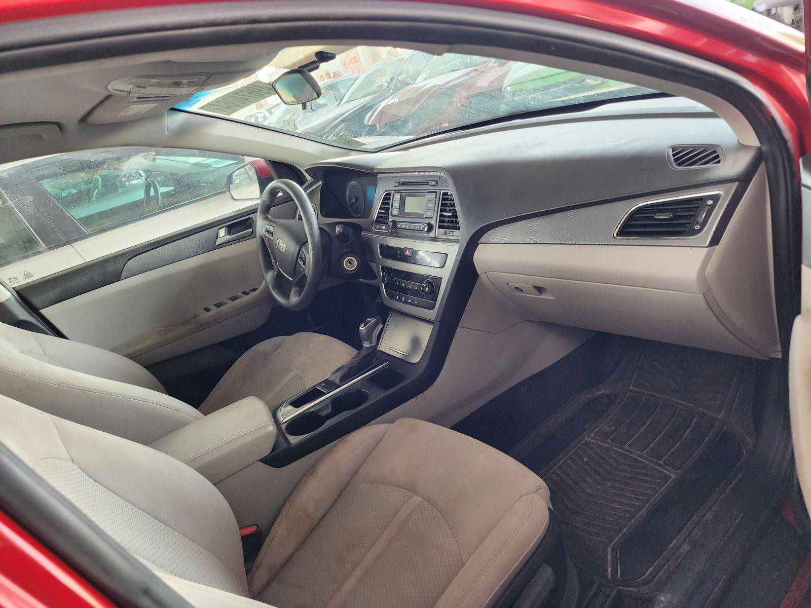 2017 HYUNDAI SONATA — 115347 Miles — Lot 49674064 — Souq - Marhaba Auctions Used Cars - Image 5