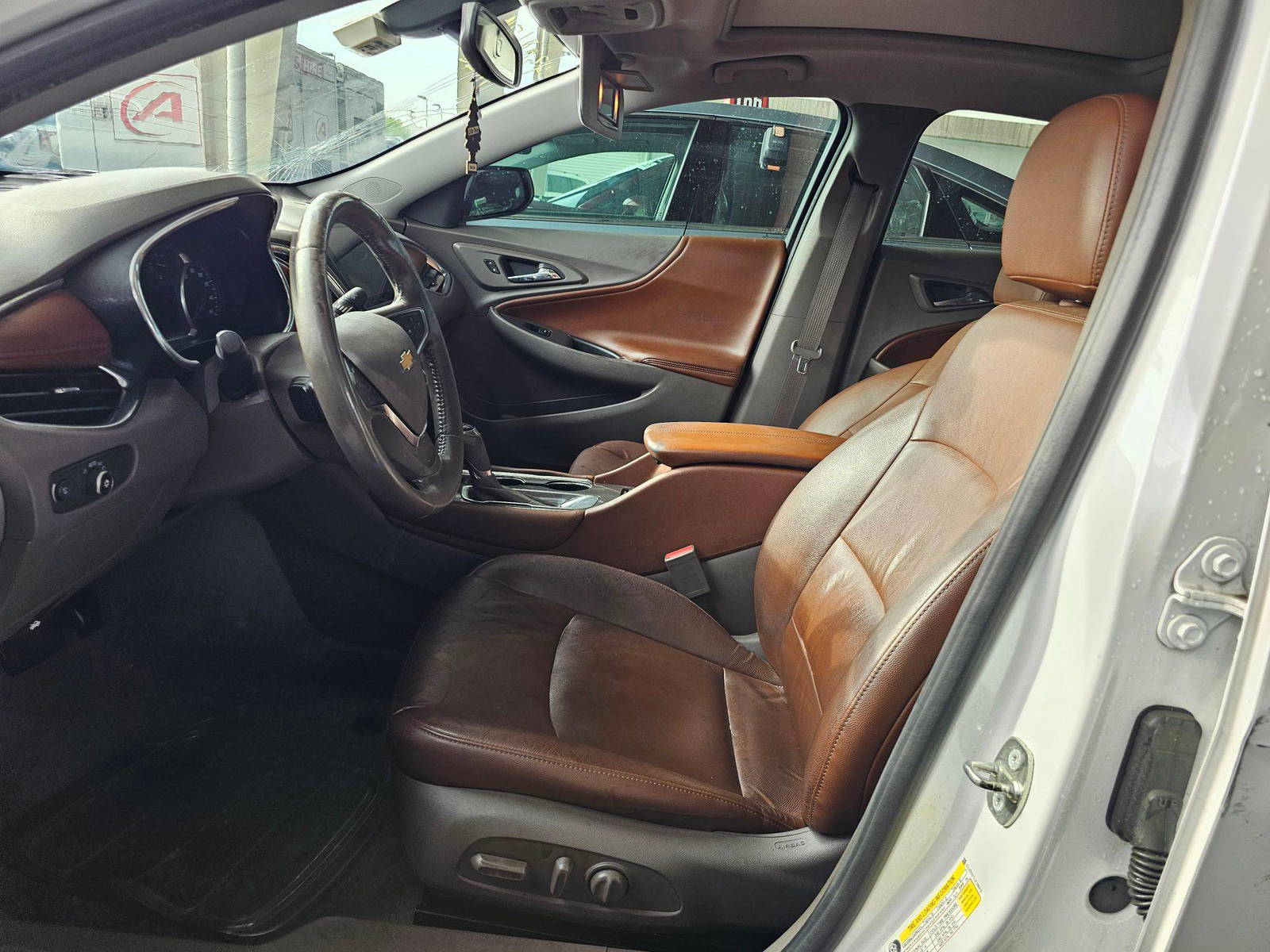 2018 CHEVROLET MALIBU — 193886 Miles — Lot ST3JF166410 — Souq - Marhaba Auctions Used Cars - Image 9